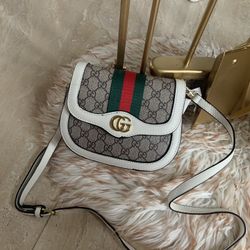 Crossbody 