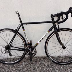 2011 Bianchi Vigorelli (55cm) – Reynolds 631 Steel / Carbon Fork & Seatpost – Shimano 105/Ultegra