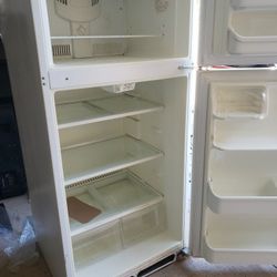 Refrigerator good condition