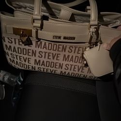 Steve Madden 