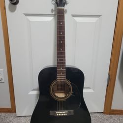 Rogue RA090 Dreadnought Acoustic Guitar with Cover