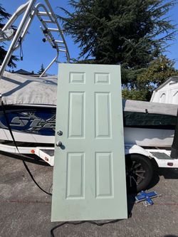 6-Panel Interior Door with Knob Hardware