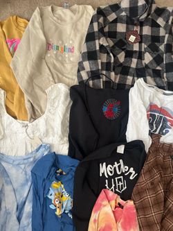 Women’s clothing bundle sizes M/L $30