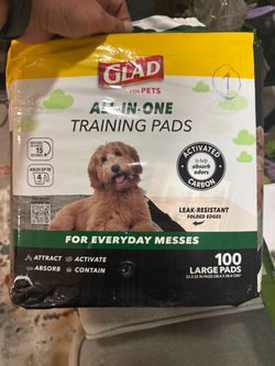 GLAD for Pets 100 Large Training Pads – Activated Carbon