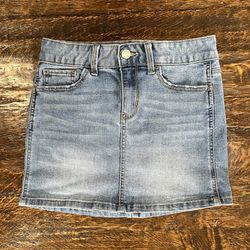 Girls SO Denim Skirt Distressed Size 10 (B)
