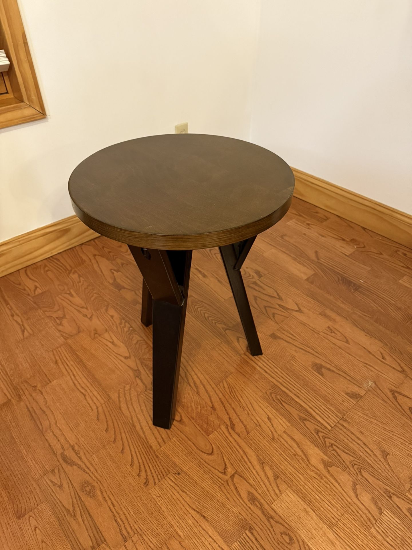 End Tables By Ashley Furniture Walnut And Black Wood