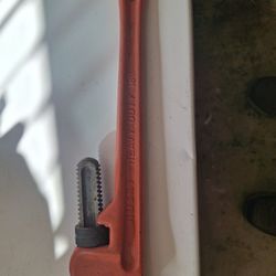 Pipe Wrench