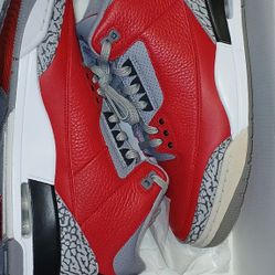 10.5 US MENS AIR JORDAN 3 RETRO SE 