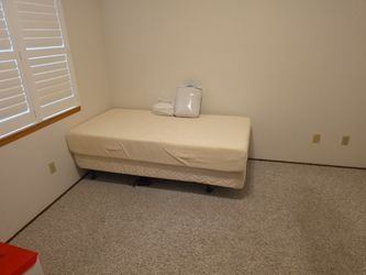 Twin Tempur-Pedic Foam Mattress & Adjustable Power Bed Base – Great Condition!