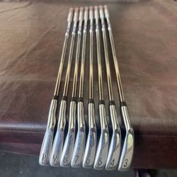 Titleist T100 Iron Set