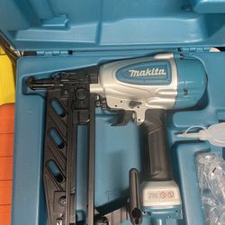 Makita 16g Finish Nail Gun