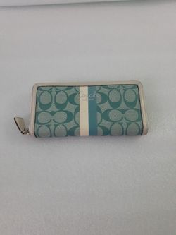 Coach Large Zip Around Wallet 