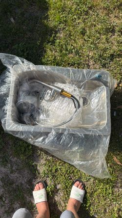 New Double Kitchen Sink 22w -33l