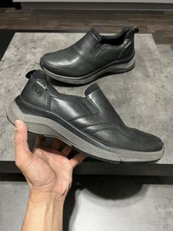 Clarks shoes size 9 mens