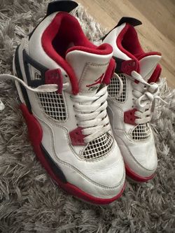 Jordan 4s
