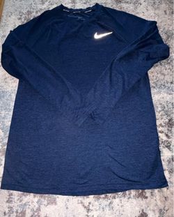 Nike Mens Long sleeve athletic  Top
