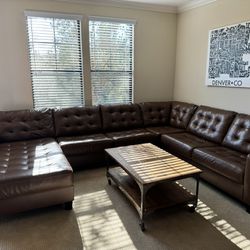 Like new brown leather couch. 