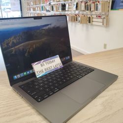 Apple Macbook Pro M2 Chip 13in 512GB - $1 DOWN TODAY, NO CREDIT NEEDED - WARRANTY INCLUDED