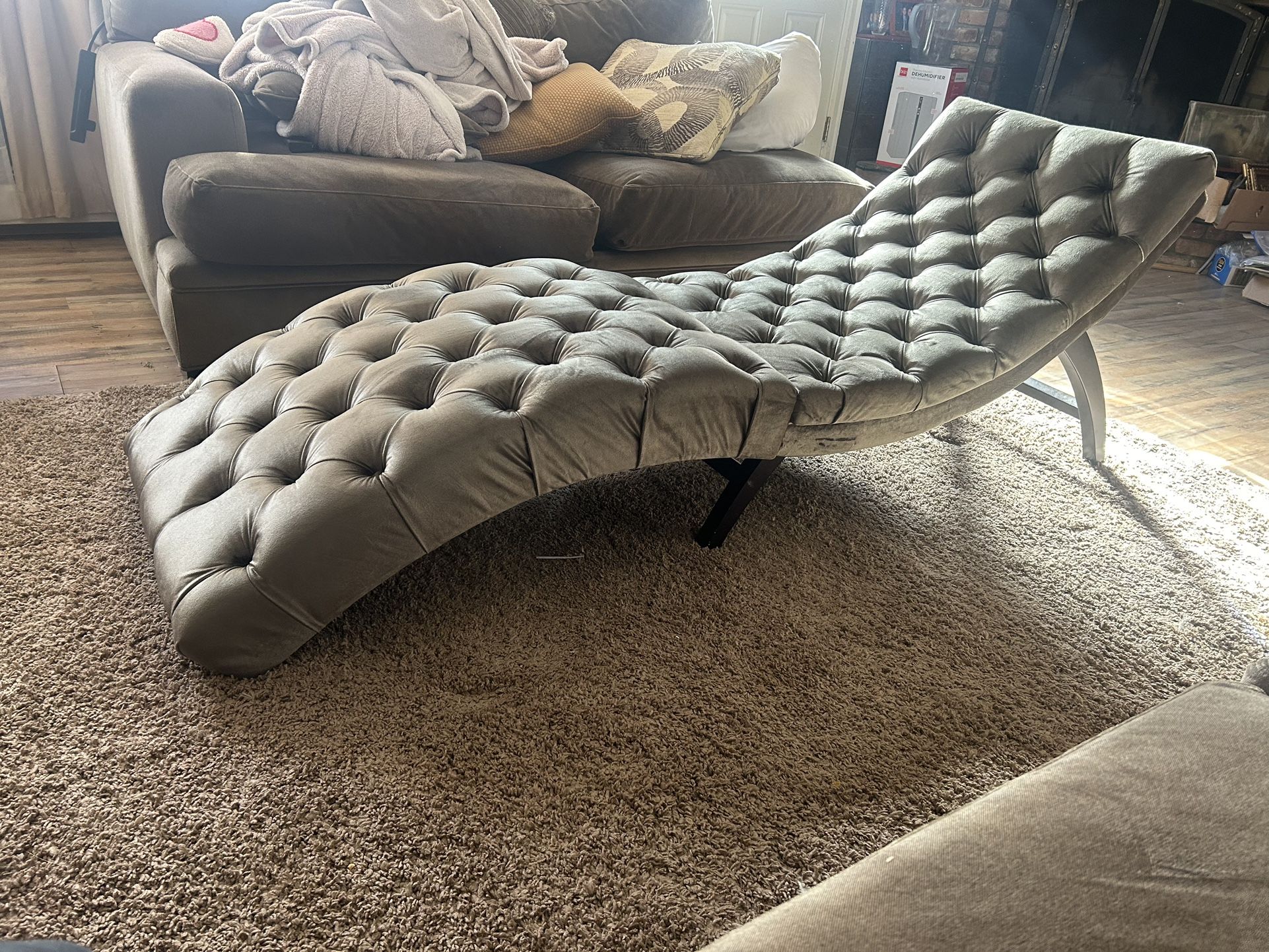 Chaise Lounge chair grey