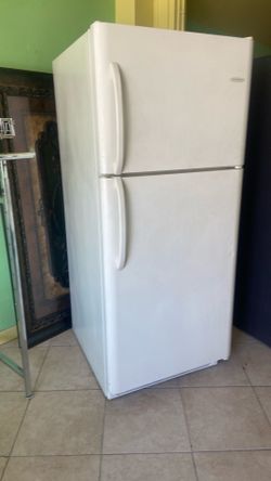 Refrigerador usado buenas condiciones 3 meses de Garantia