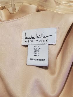 Nicole Miller New York Gold Dress for Sale in Rosemead, CA - OfferUp