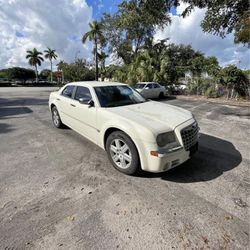 Chrysler 300c Hemi 5.7 V8