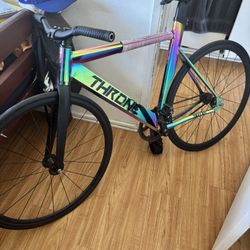 Throne Bike