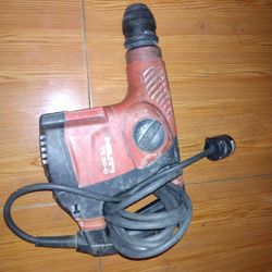 Hilti. TE30