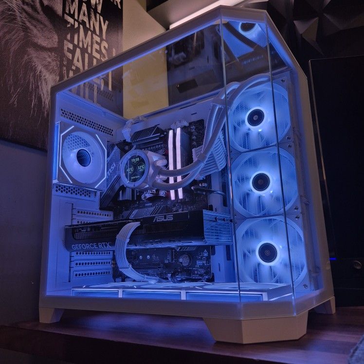 RTX 5070 + RYZEN 5 7600X3D AM5 PC