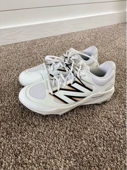 New Balance Fresh Foam 3000V7 Baseball Cleats