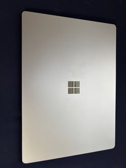 Microsoft Surface Laptop 4 13.5” — i5, 8GB, 512GB SSD