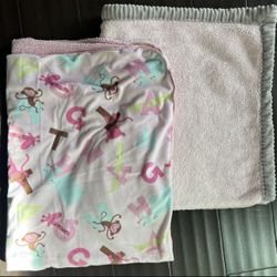 2 Girls Fleece Blankets - Like New!