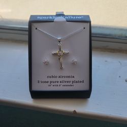 Cubic Zircona Necklace