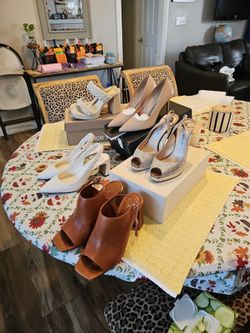 Shoes dress and simi-causual size 8