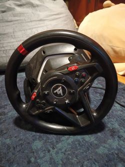 Thrust master Xbox steering wheel/ pedal
