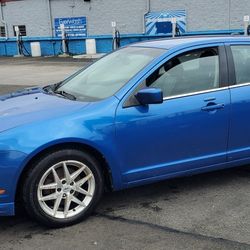 2011 Ford Fusion SEL AWD Fully Loaded 