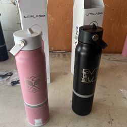 20oz No Logo -Blk or Pink Liftflask Water Bottle And  Powerful Speaker 