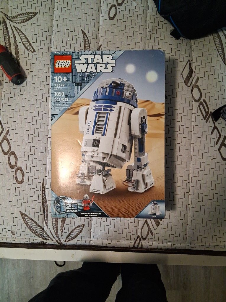 Lego R2 D2