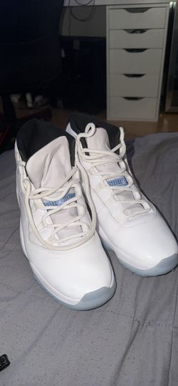 Jordan 11 Legend Blue Size 12