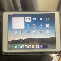 iPad 8 generation 128gb