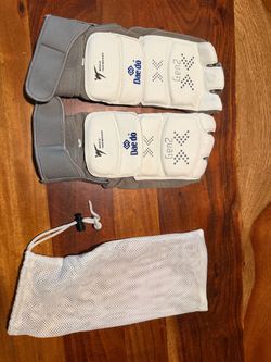 Taekwondo Daedo E-Foot Gear / Sensor Socks