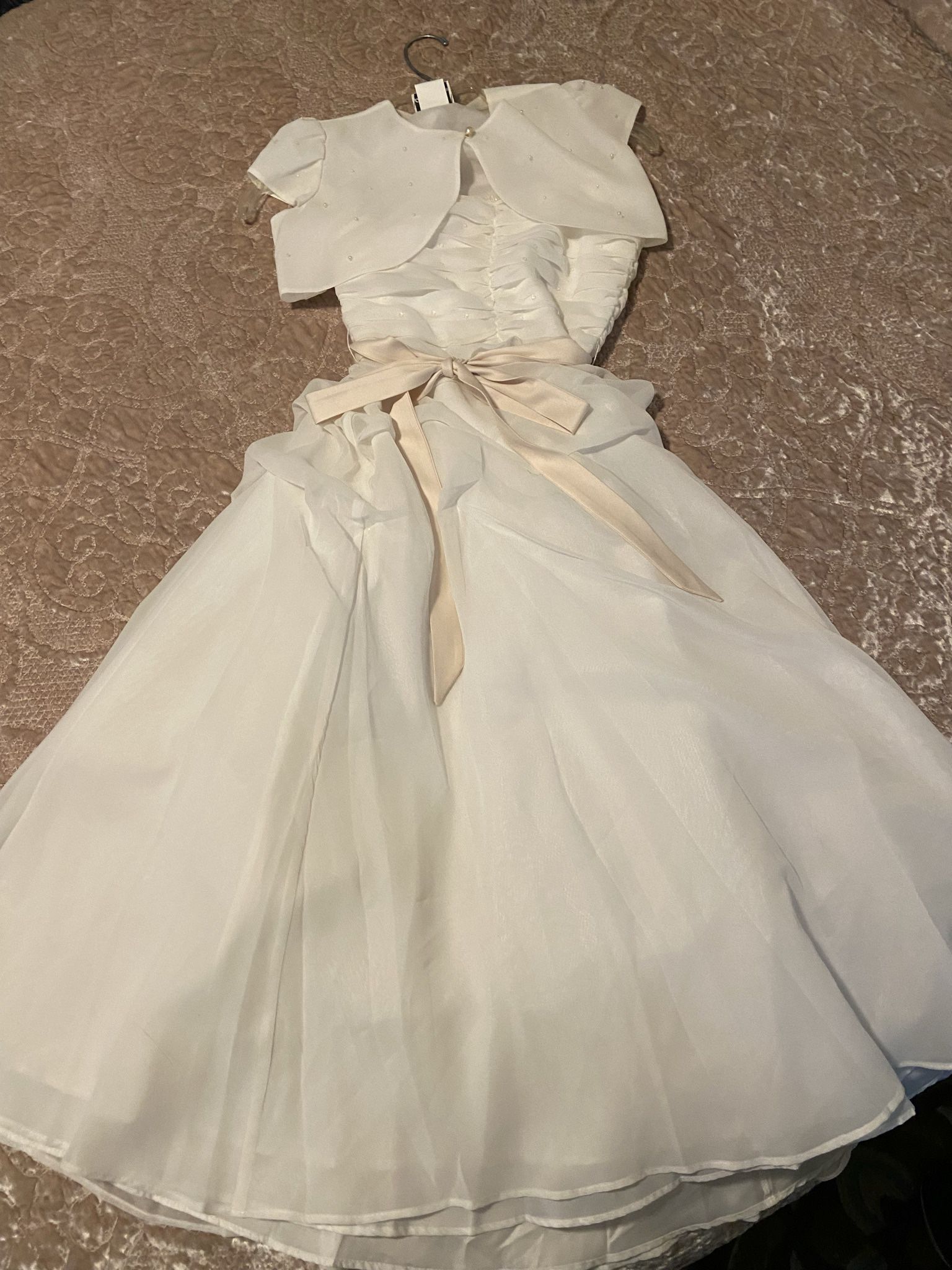 New… Little  Gurl All White Dresses Great Flower Girl/communion/quincenera