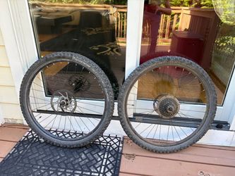 Mavic X117 Disc 26" Wheelset with Panaracer Tires!