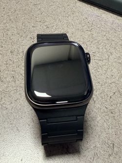 Apple Watch 10 42mm Titanium Black