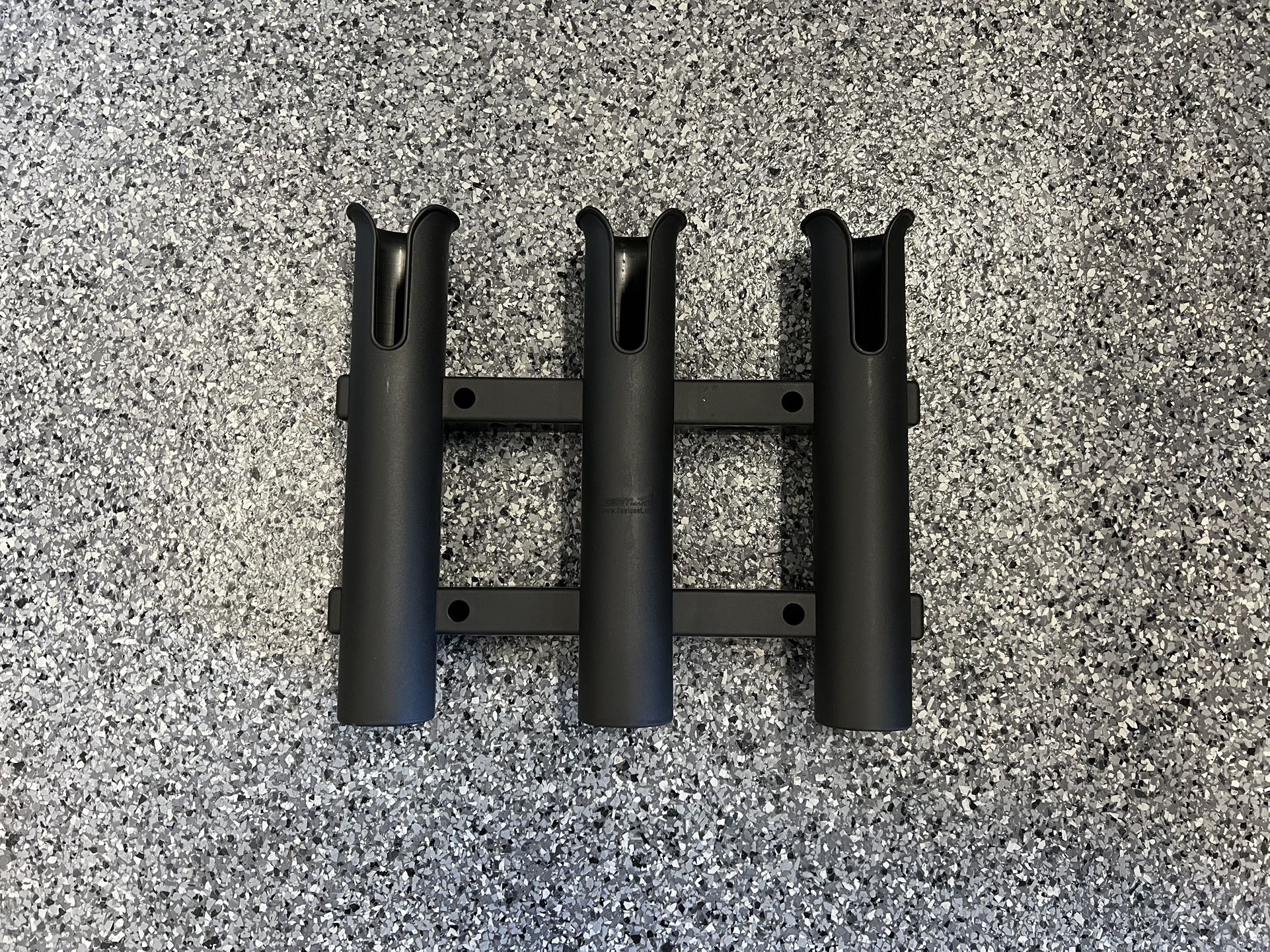 Fishing Rod Holder (3-Rod Wall Mount Rack, New)