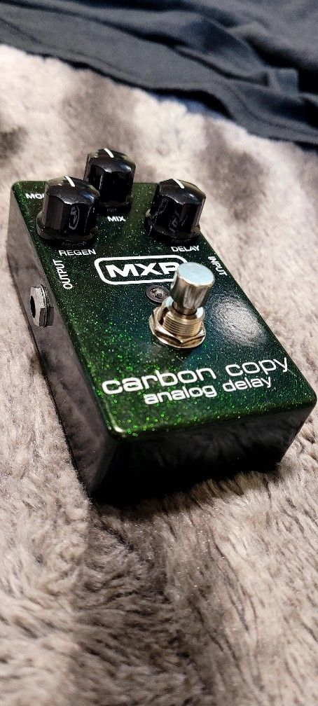 MXR Carbon Copy Analog Delay Effects Pedal