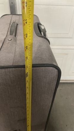 TWO Spinners. Samsonite Extra Large Soft side Luggage Suitcase Spinner