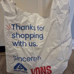 Free Clean Reusable Grocery Bags
