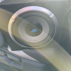 Alpine s2-w12d4 12 Inch Subwoofer