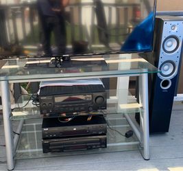 Entertainment center